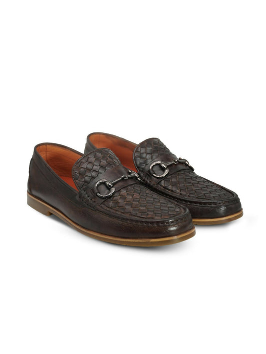 Coffee-colored cow leather casual shoes with a sleek finish and rubber sole, designed for comfort and a polished look.