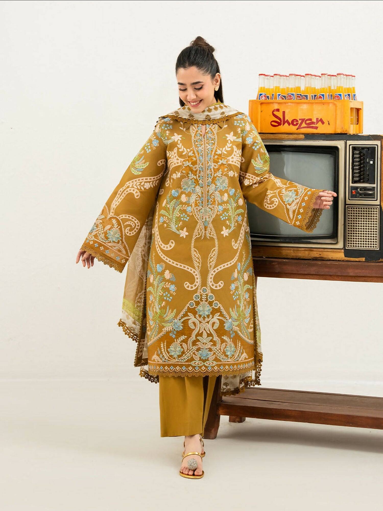Mahnur Anaya Lawn Vol-1 Embroidered Stitched 3-Piece Suit-ANA-003