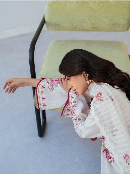 Mahnur Sera Pret '26 Jacquard Lawn Embroidered Unstitched 3-Piece Suit-SP-05