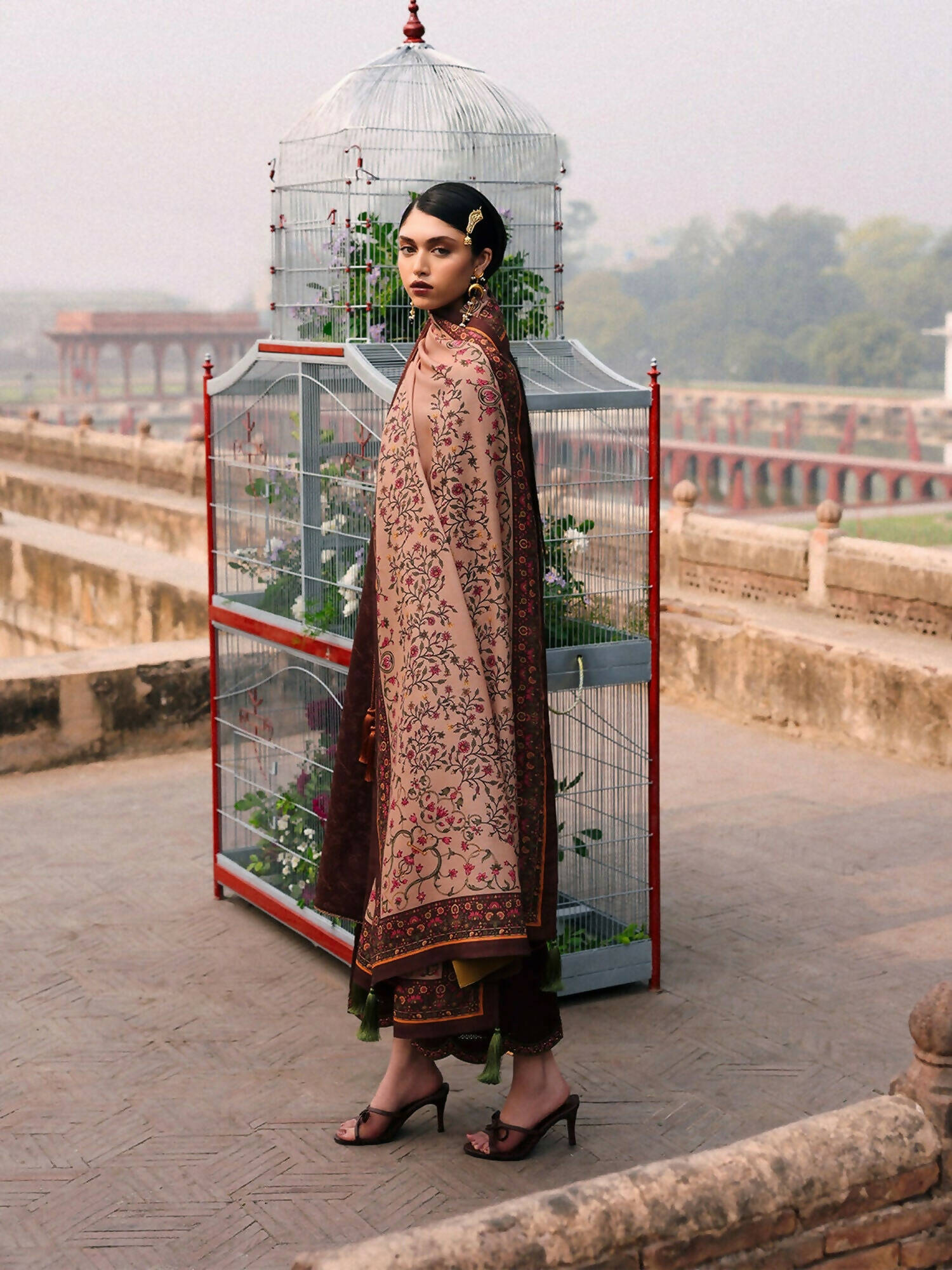 Jugnu By Hussain Rehar Khaddar'25 Embroidered Unstitched 3-Piece Suit-Sena