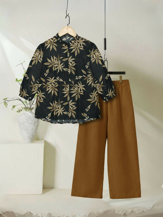 Girls summer stitched 2-piece cotton top and capri suit in designer style with short sleeves – comfortable and breathable outfit for casual or festive wear.