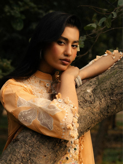 Sana Safinaz Luxury Lawn'25 Lawn Embroidered Unstitched 3-Piece Suit-L251-008B-3CT