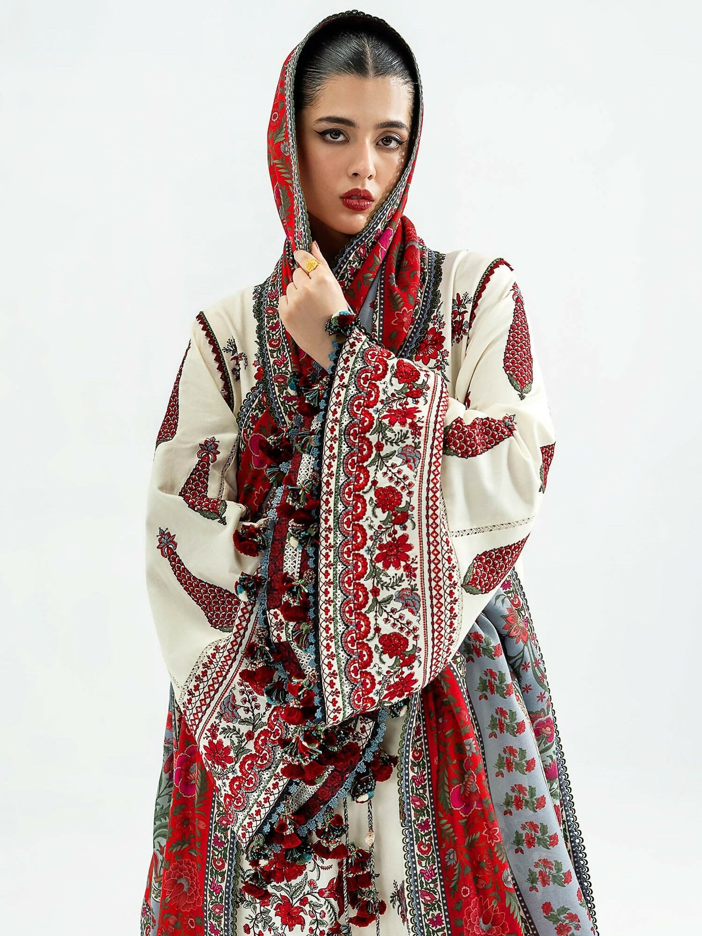 Hussain Rehar Khaddar'25 Embroidered Unstitched 3-Piece Suit-Gulban