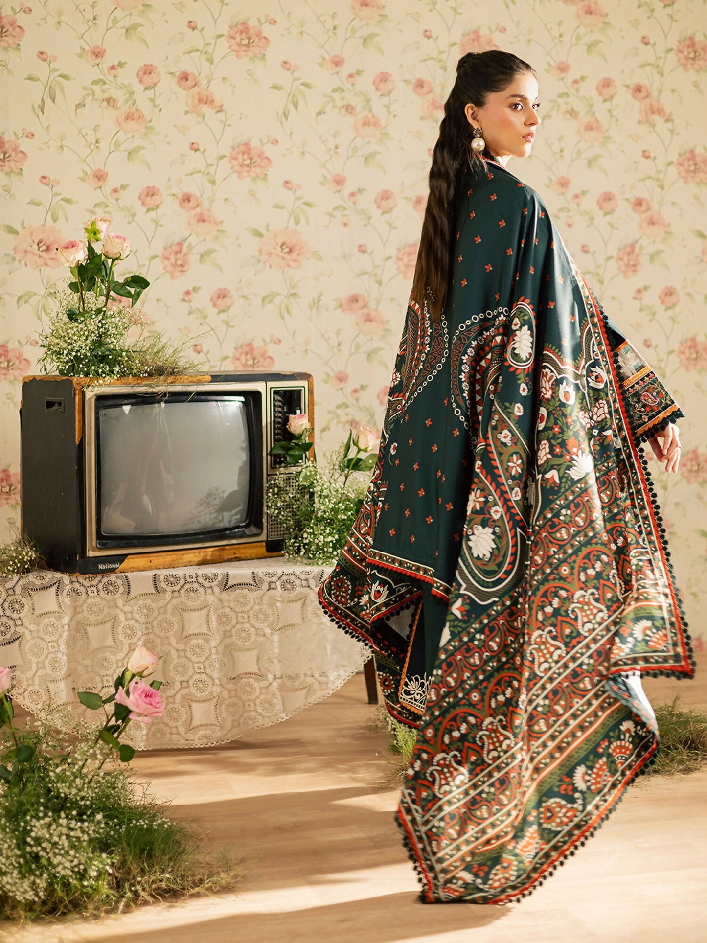 Mahnur Kaia Slub Linen Embroidered Stitched 3-Piece Suit-K- 08
