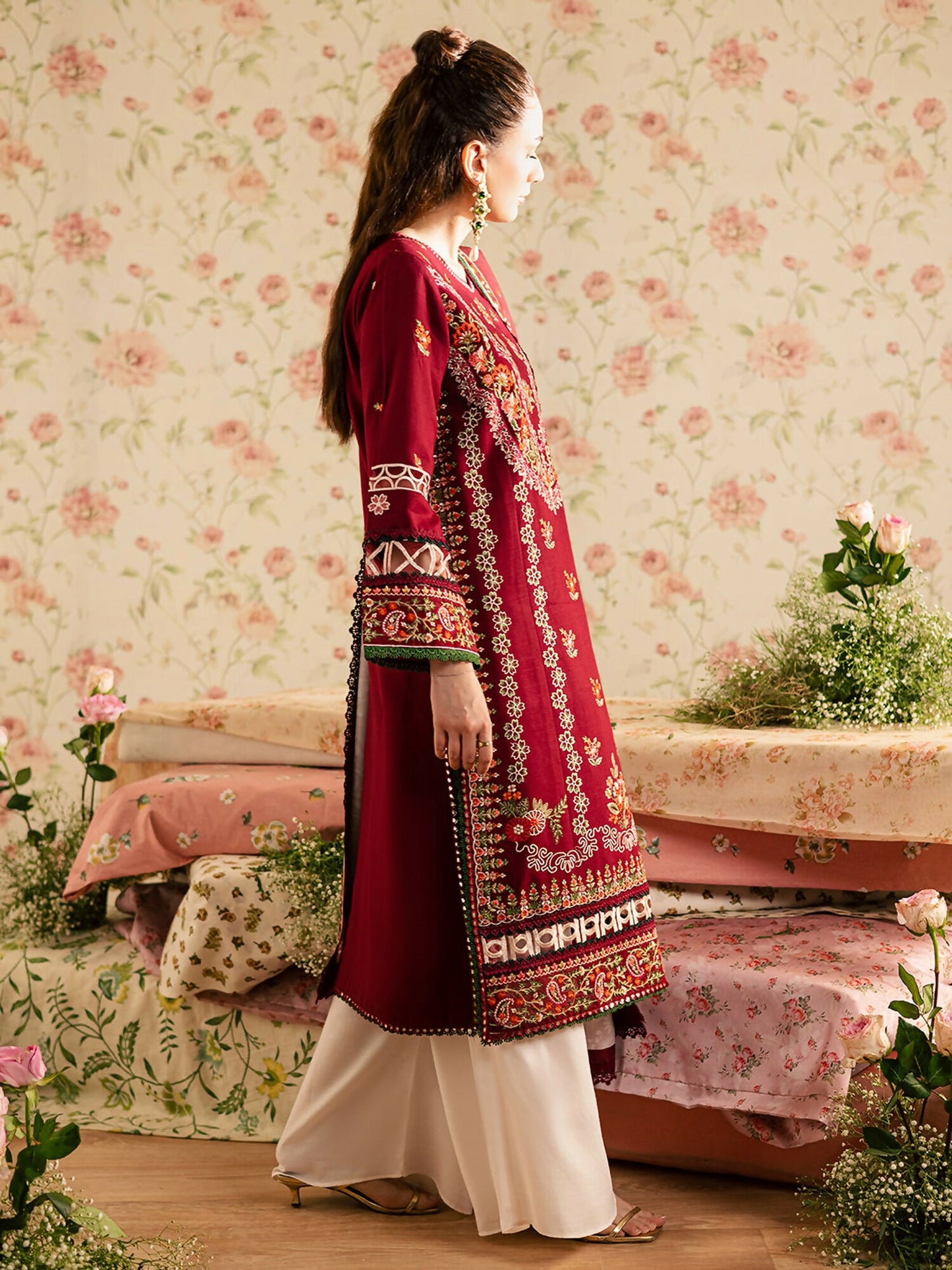 Mahnur Kaia Slub Linen Embroidered Stitched 3-Piece Suit-K- 12