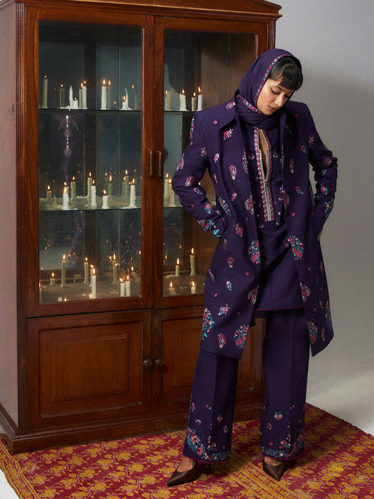 Jugnu by Hussain Rehar Khaddar Pret’26 Wool Embroidered Scarf-Layan