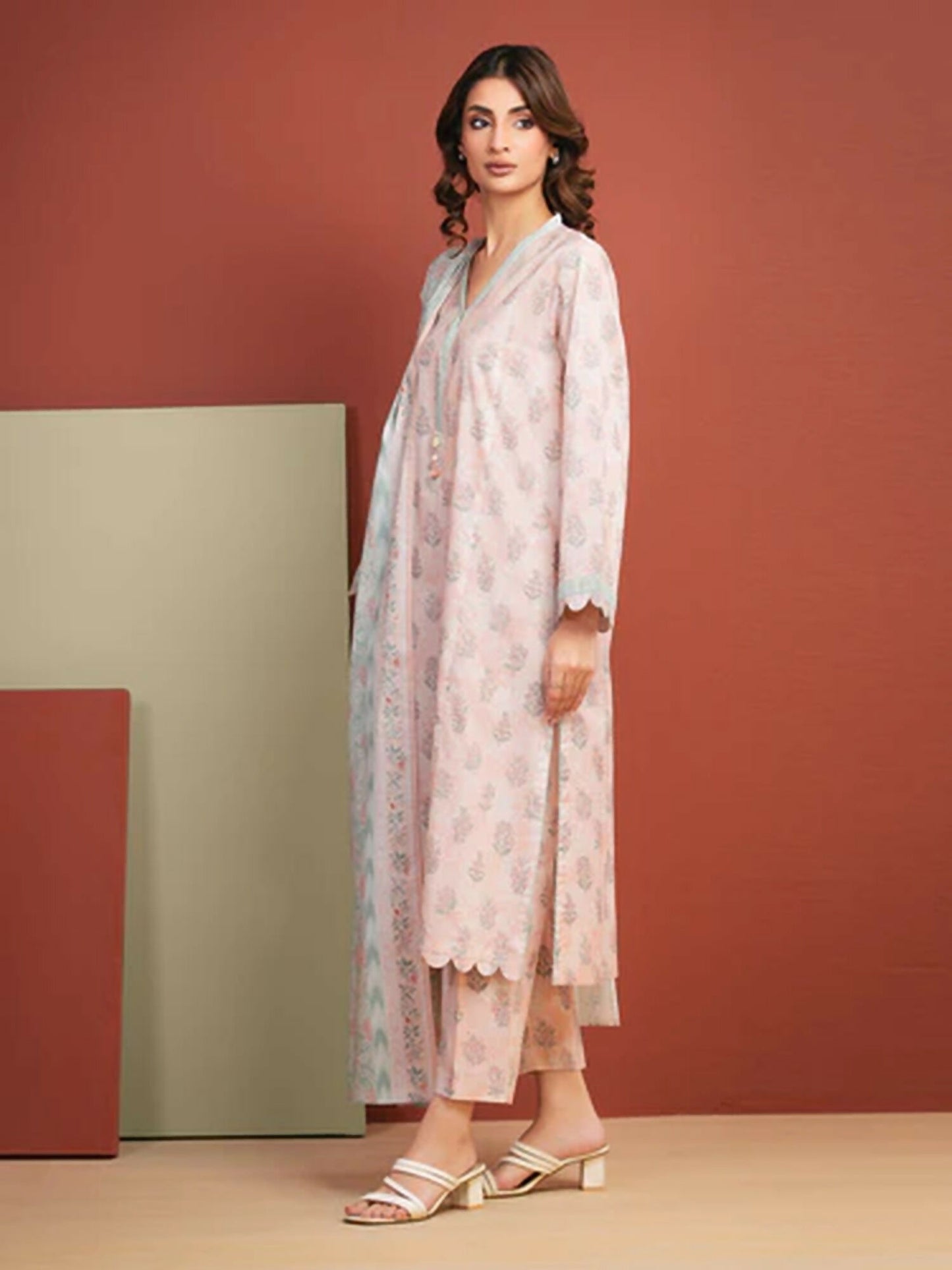 Edenrobe Allure Summer Lawn Printed Unstitched 3-Piece Suit-EWU5A1-35300