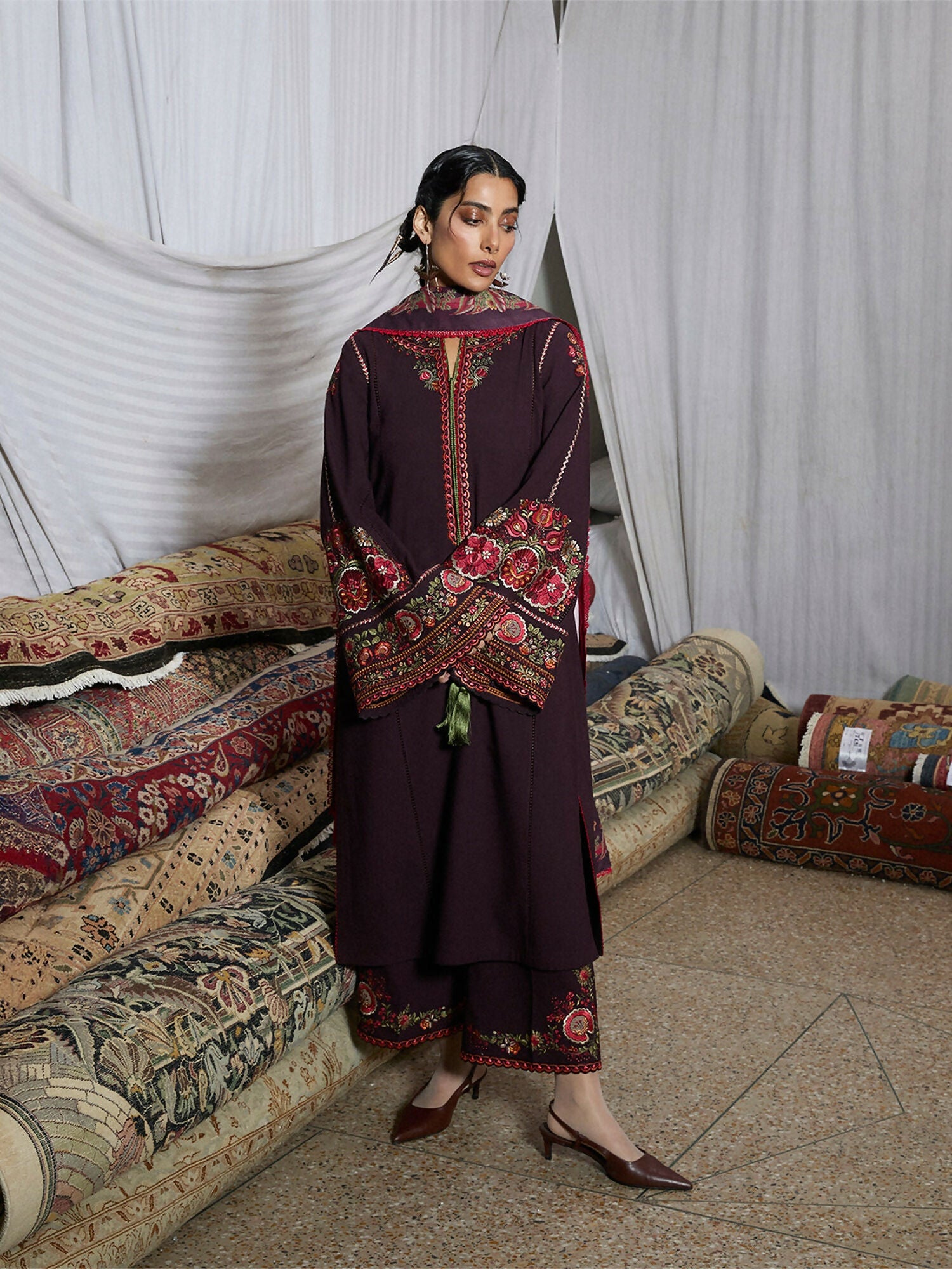 Jugnu by Hussain Rehar Karandi AW 25 - Edit III Embroidered Unstitched 3-Piece Suit-Bari