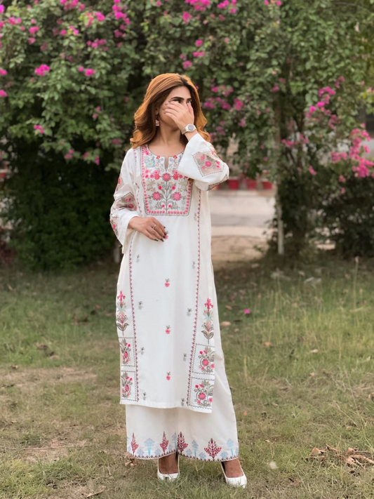 Tehzeeb Libas pure lawn 2-piece suit with embroidered long shirt and matching embroidered plazo.