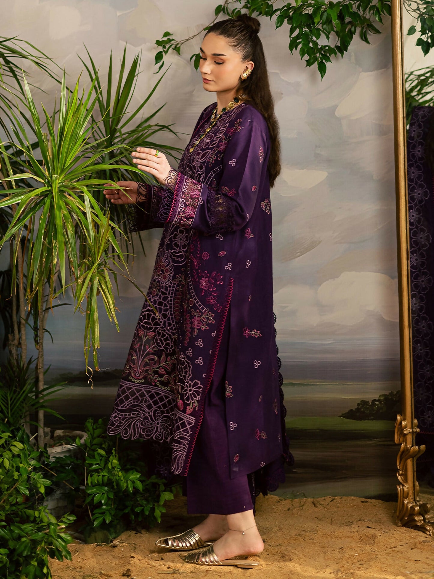 Mahnur Kaia Slub Linen Embroidered Stitched 3-Piece Suit-K- 01