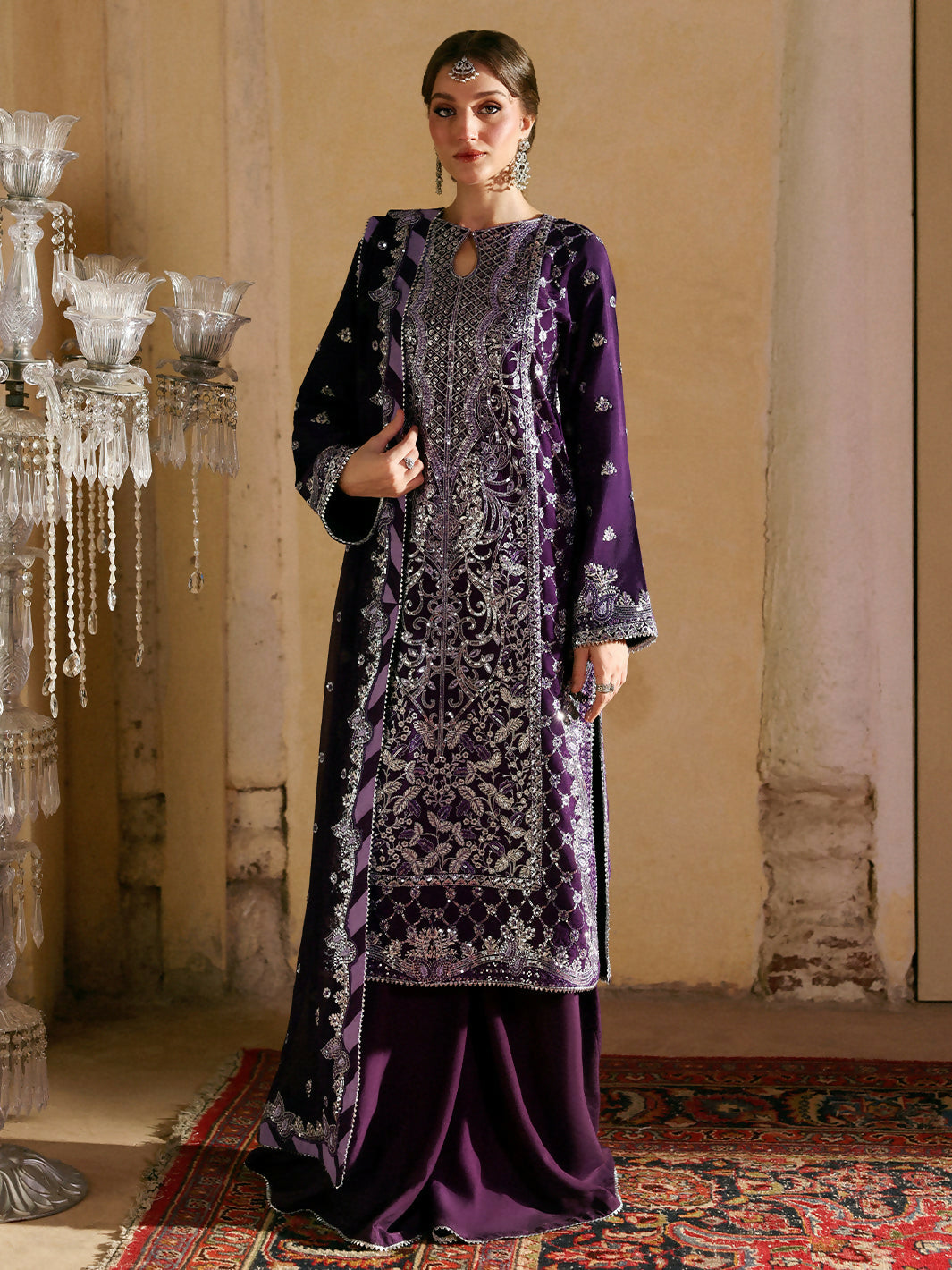 Mahnur embroidered unstitched 3-piece silk suit with chiffon dupatta and raw silk trousers