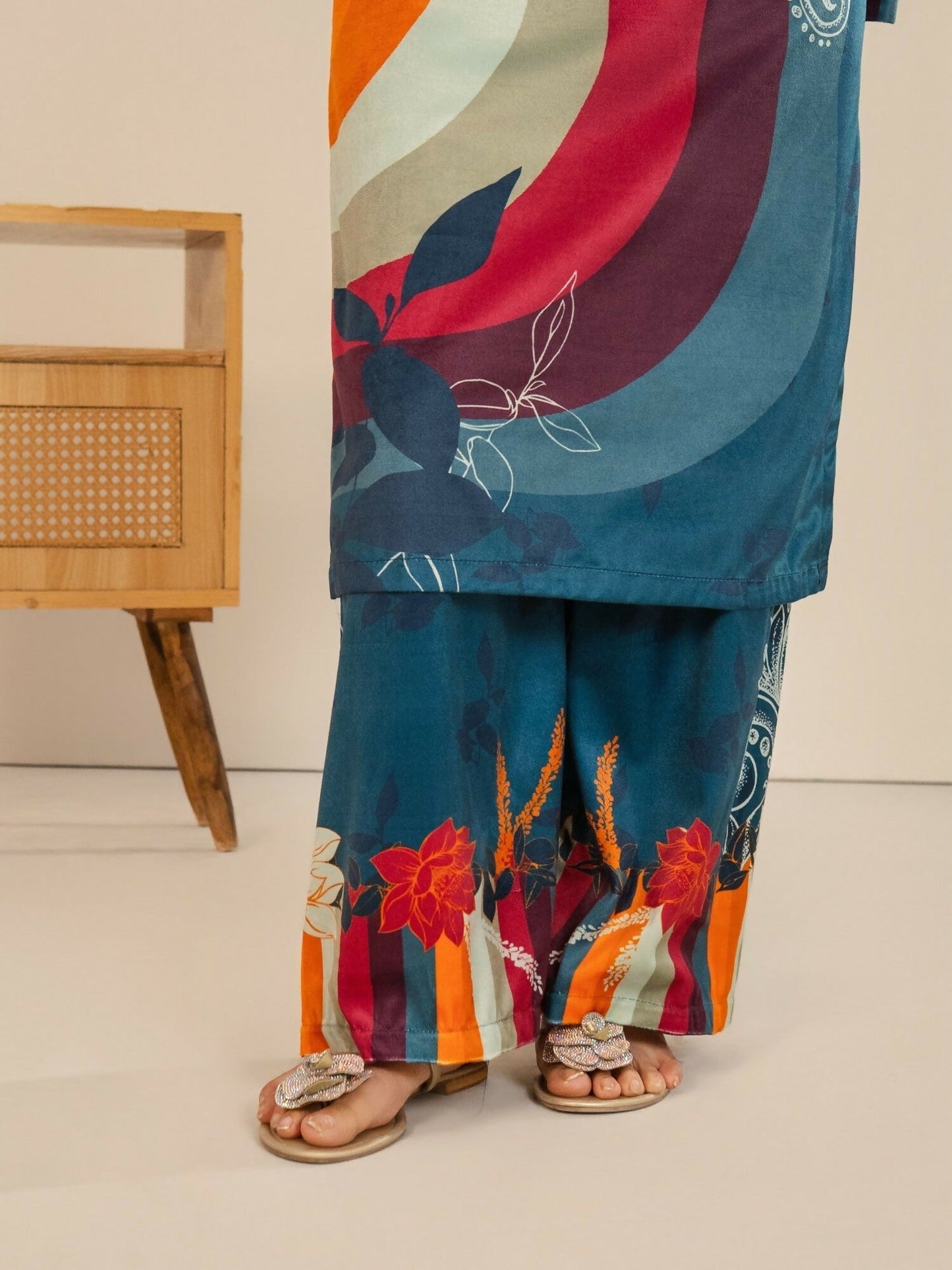 Stylish Collection Velvet Vogue Printed Co-Ord Set-Multi Melt