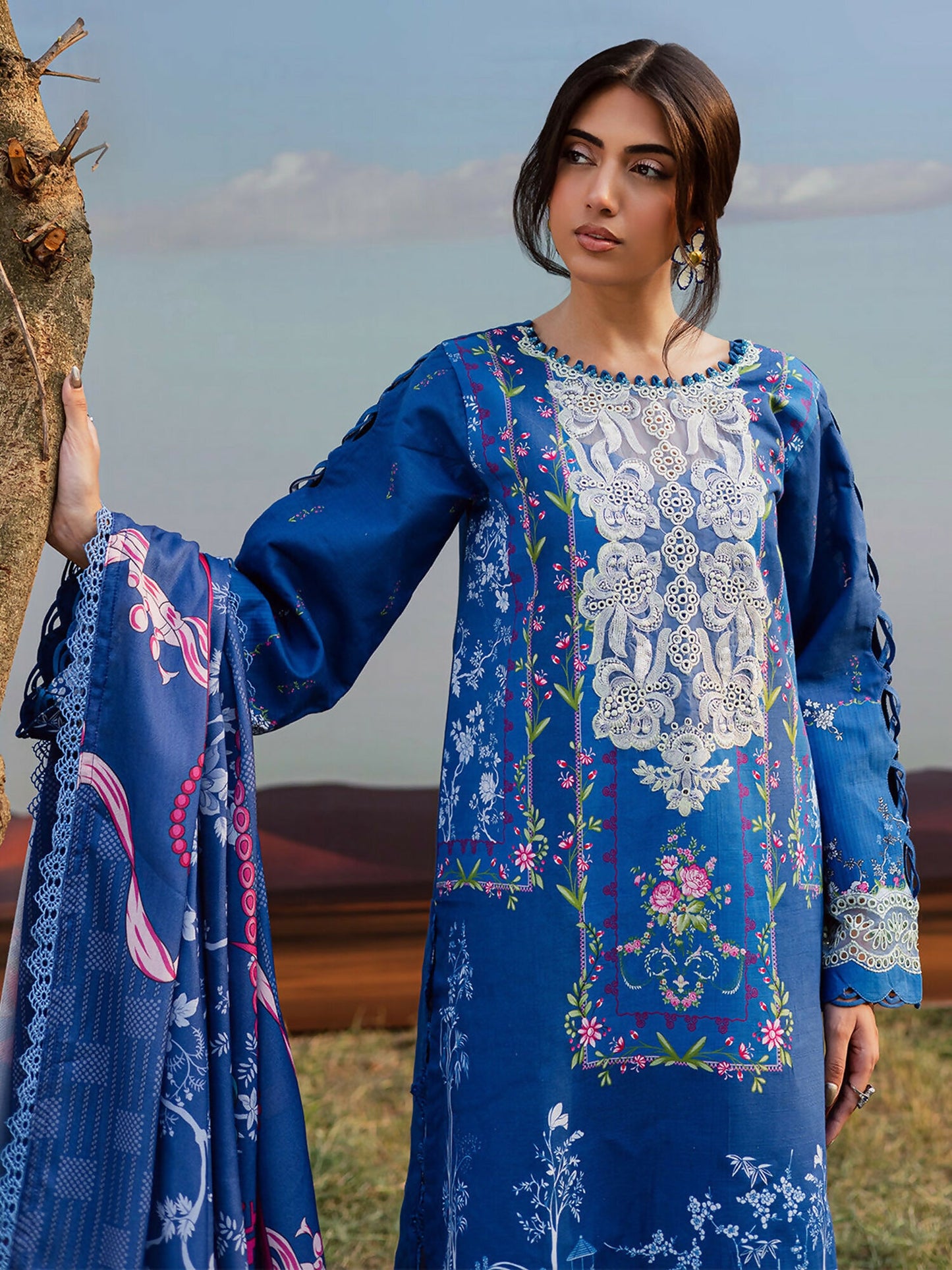 Parishay Rang e Sarma Khaddar Embroidered Unstitched 3-Piece Suit-SAR-13