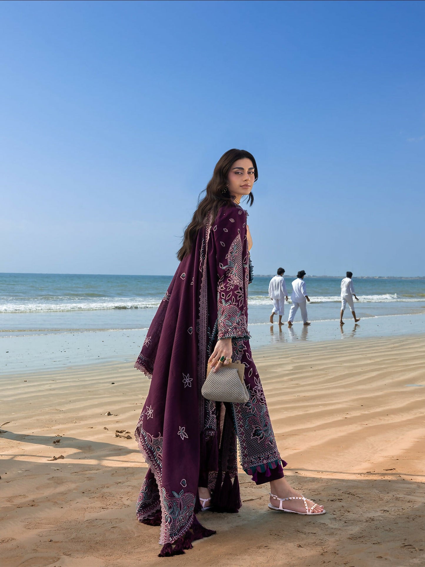Mahnur Sirene Luxury Lawn'26 Embroidered Stitched 3-Piece Suit-S-01