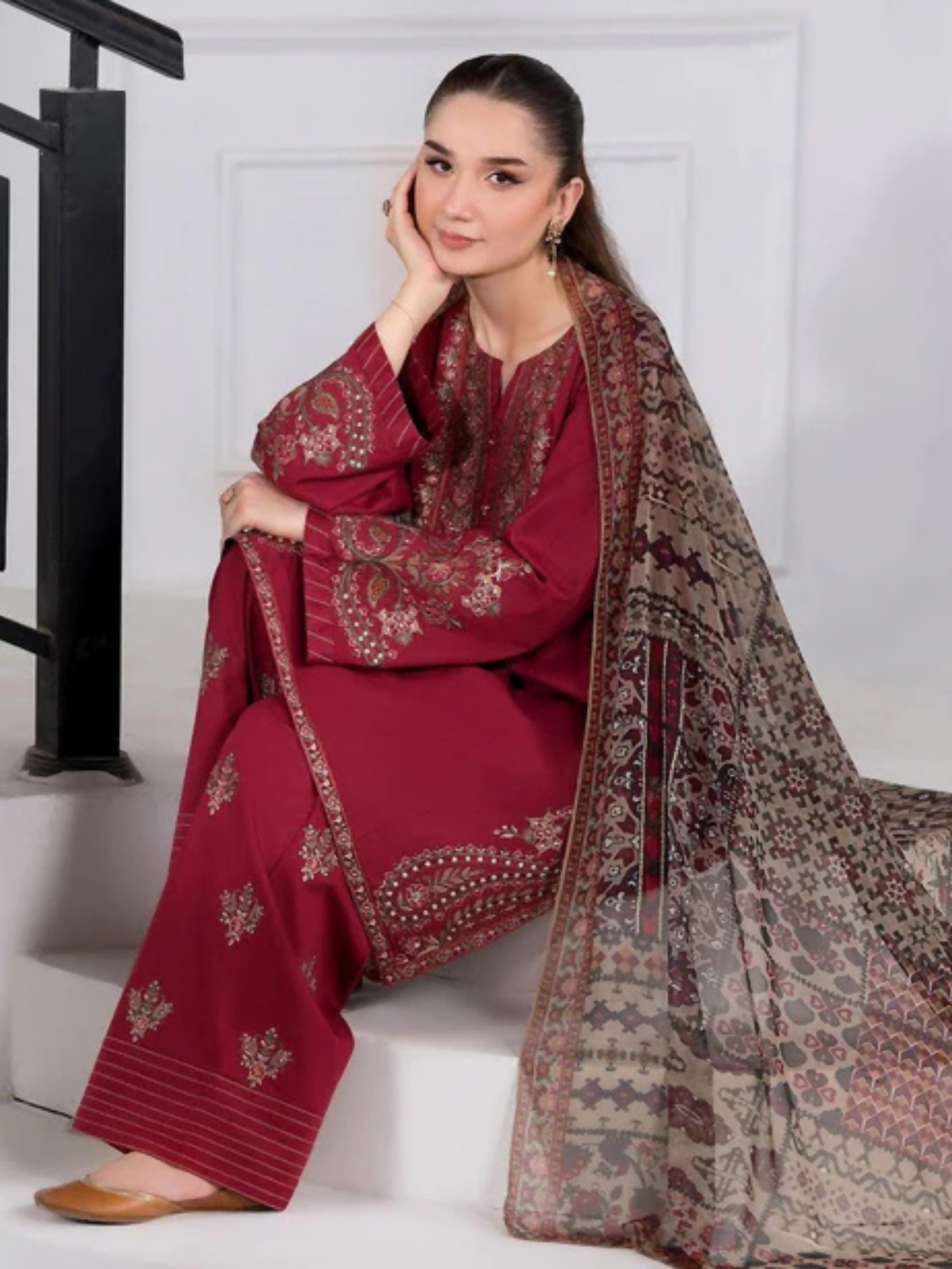 Tawakal Closet Linen Embroidered Stitched 3-Piece Suit-Abira