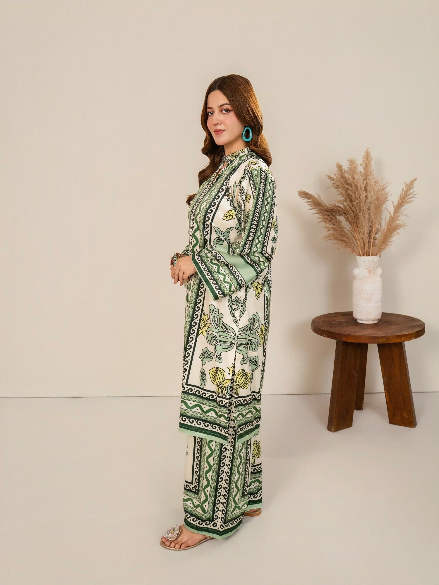 Stylish Collection Velvet Vogue Printed Co-Ord Set-Green Mint