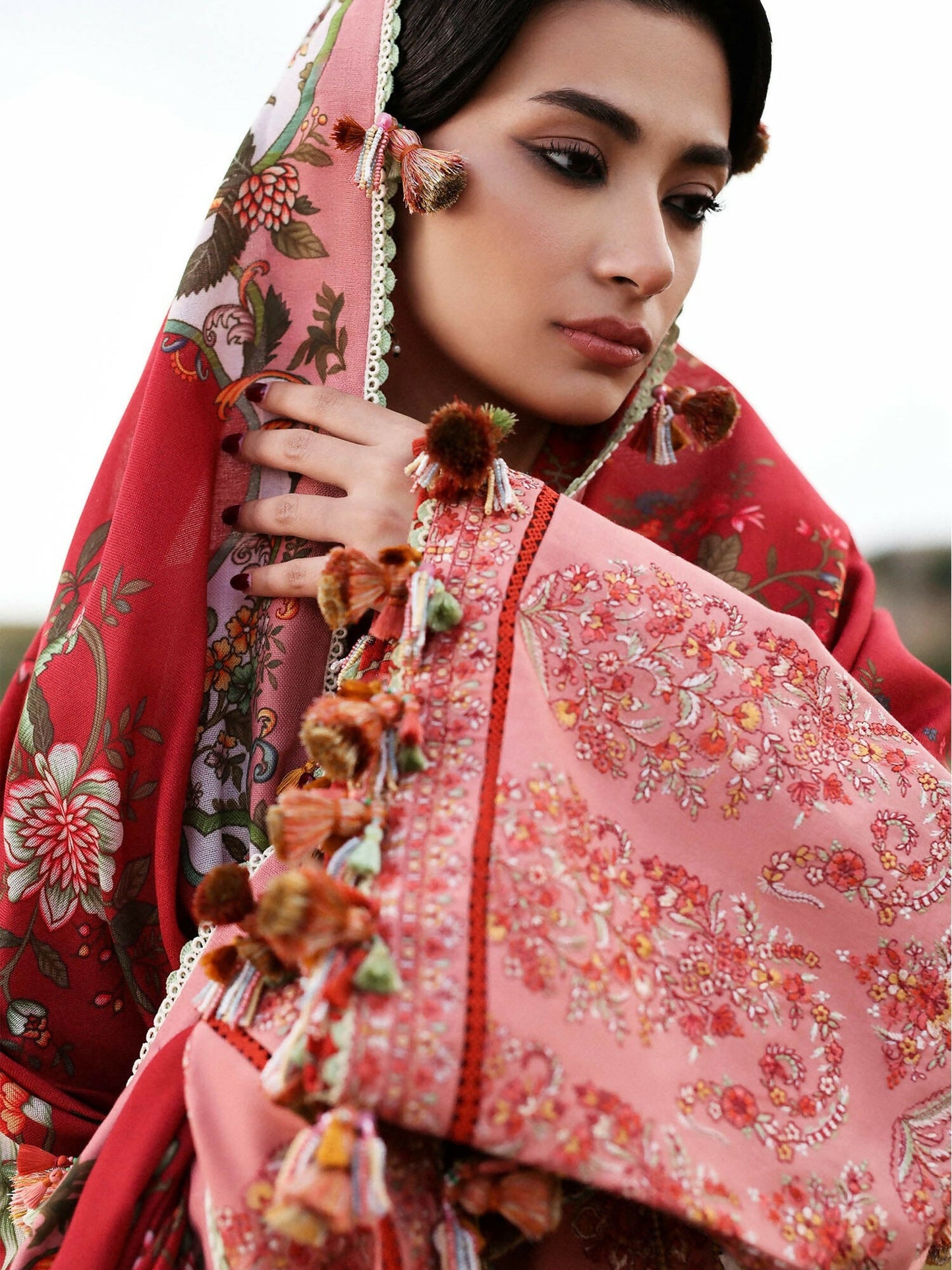 Hussain Rehar Khaddar'25 Embroidered Unstitched 3-Piece Suit-Mahpara