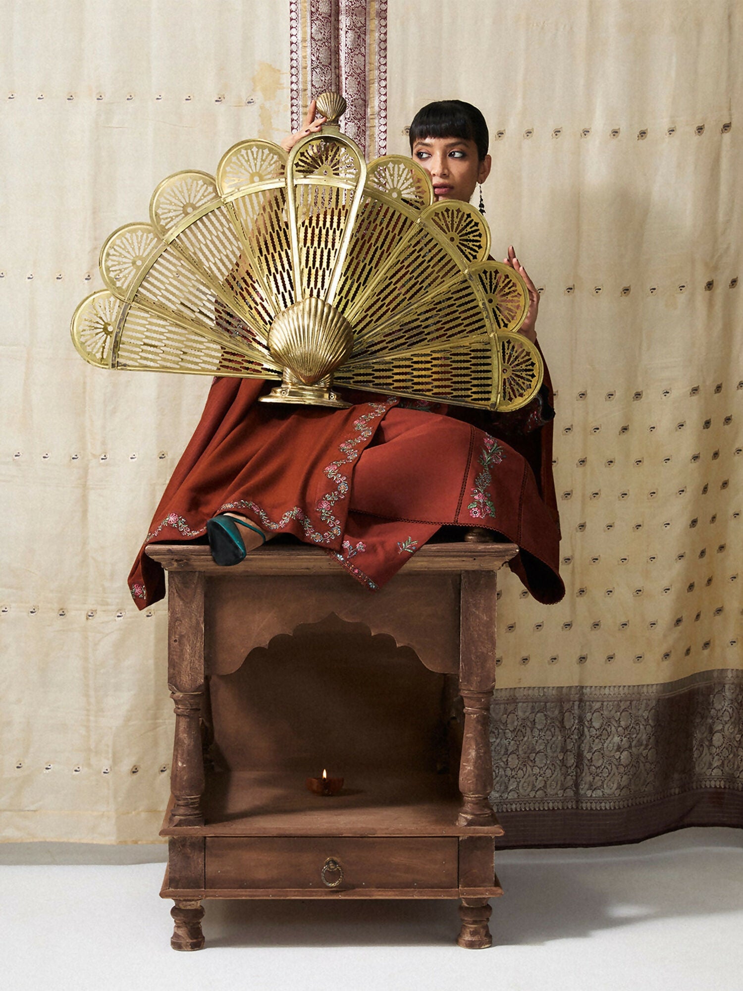 Jugnu by Hussain Rehar Khaddar Pret’26 Embroidered 2-Piece Suit-Giti