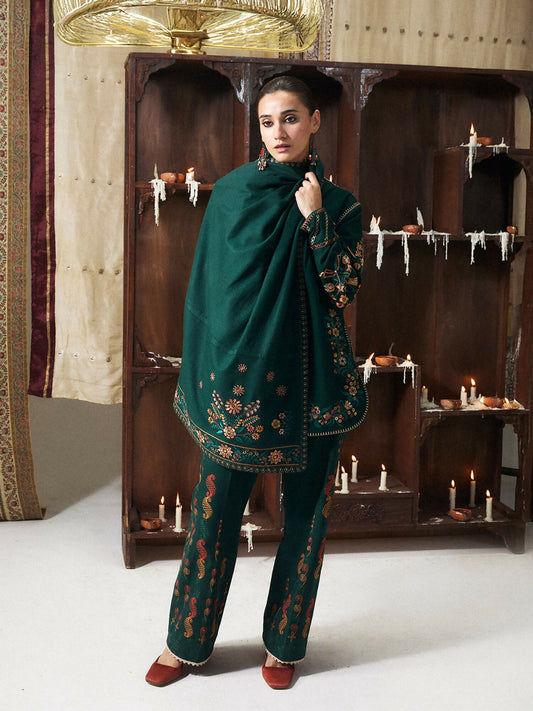 Jugnu by Hussain Rehar Khaddar Pret’26 Wool Embroidered Scarf-Diyar