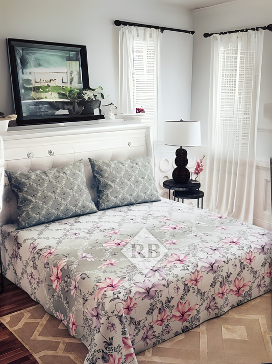 Nude floral 3-piece bedspread set with matching pillow covers designed for double and king-size beds.
