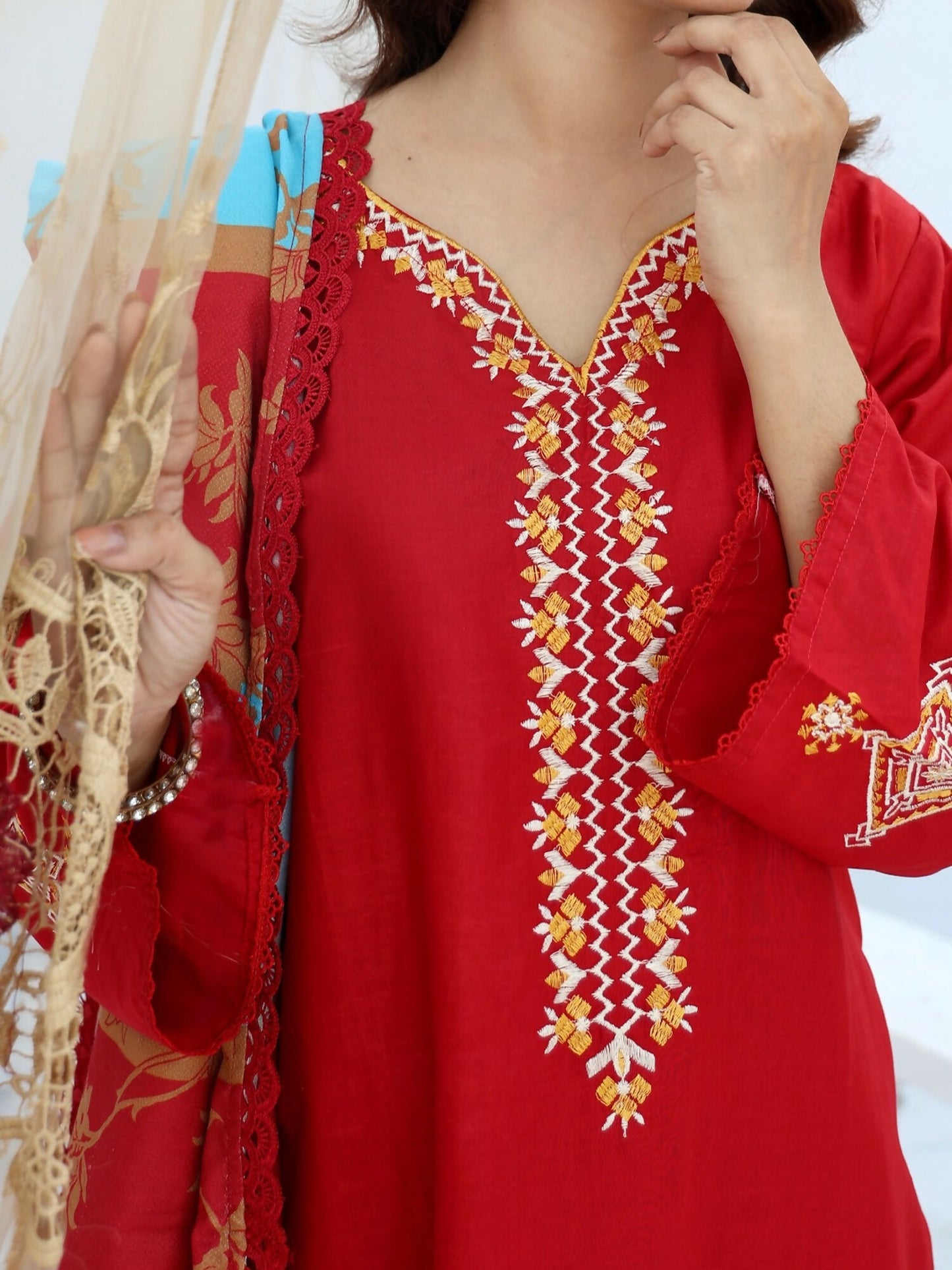 RB Pret & Couture Linen Embroidered Stitched 3-Piece Suit-05