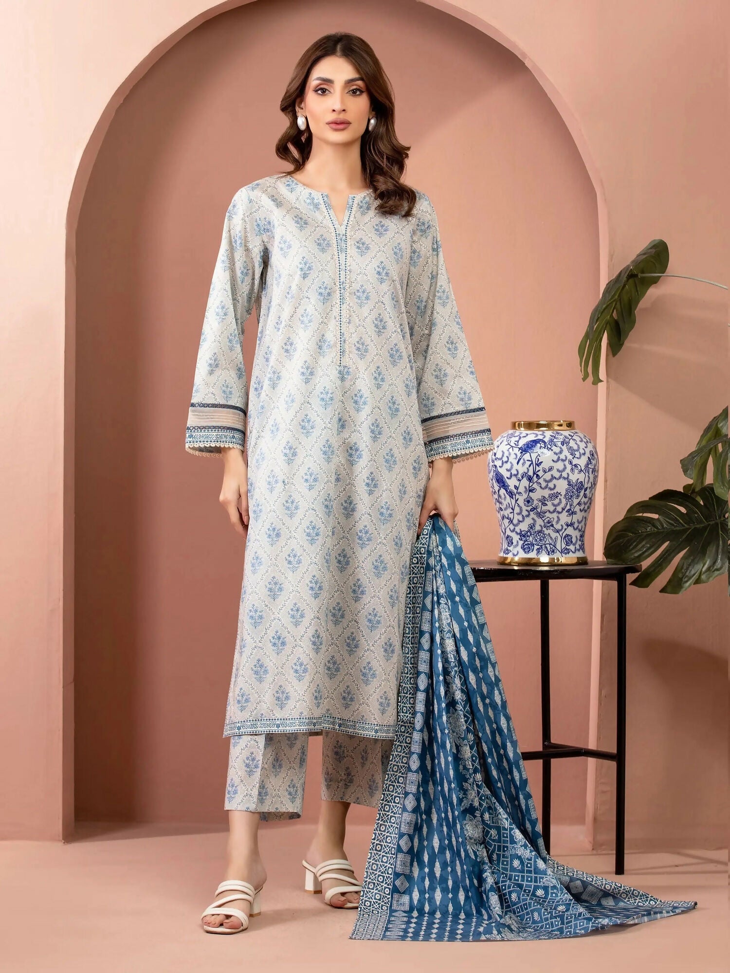 Edenrobe Allure Summer Lawn Printed Unstitched 3-Piece Suit-EWU5A1-35132