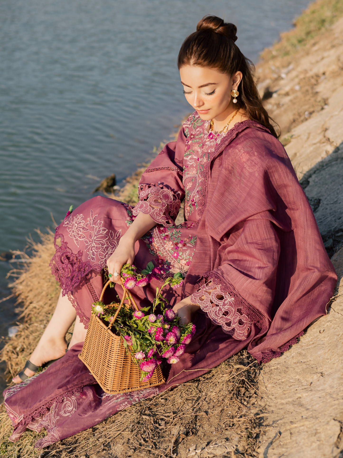 Parishay Summer Queen Vol 2 Lawn Embroidered Unstitched 3-Piece Suit-SQU-03