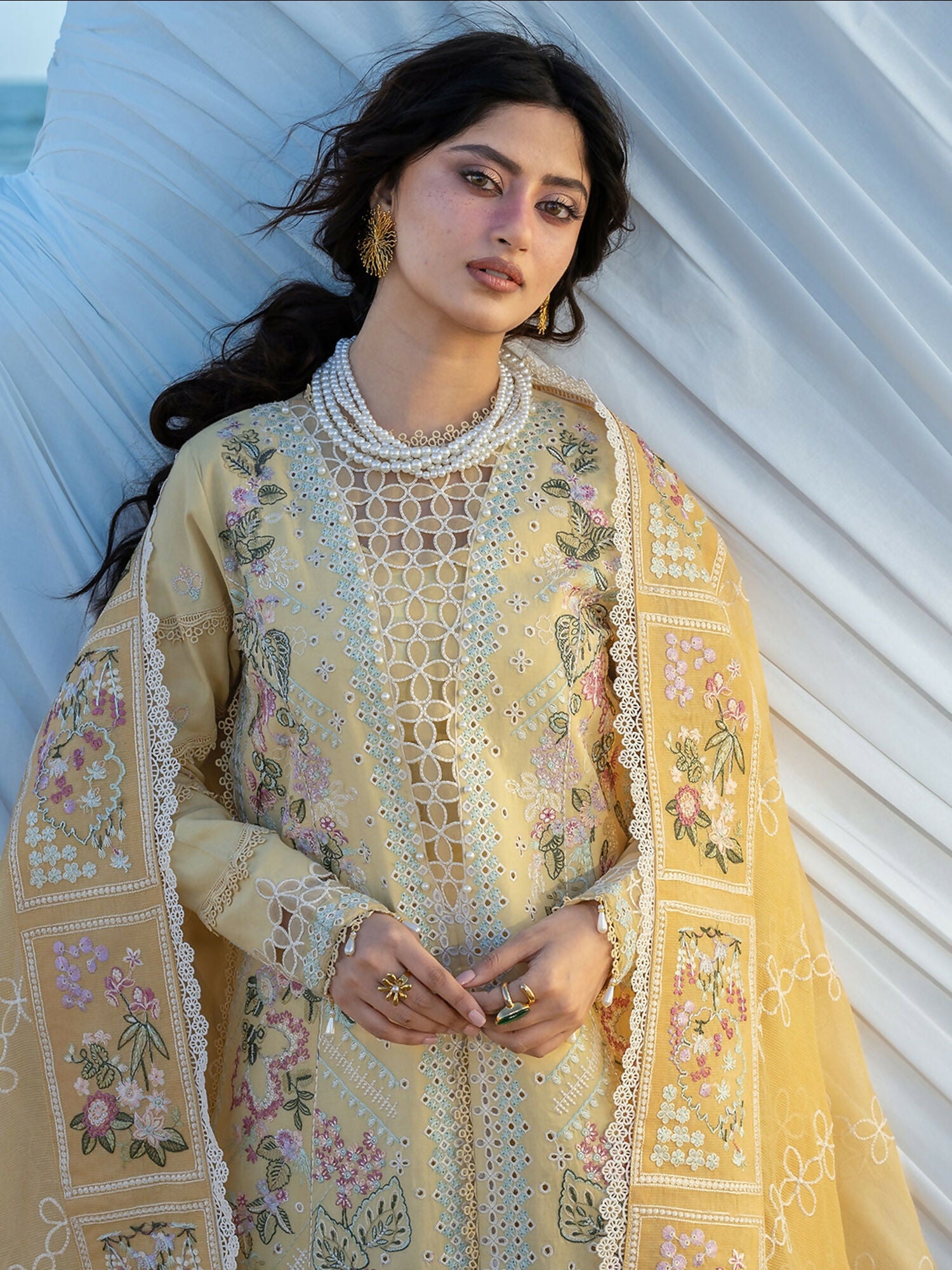 Mahnur Sirene Luxury Lawn'26 Embroidered Stitched 3-Piece Suit-S-02