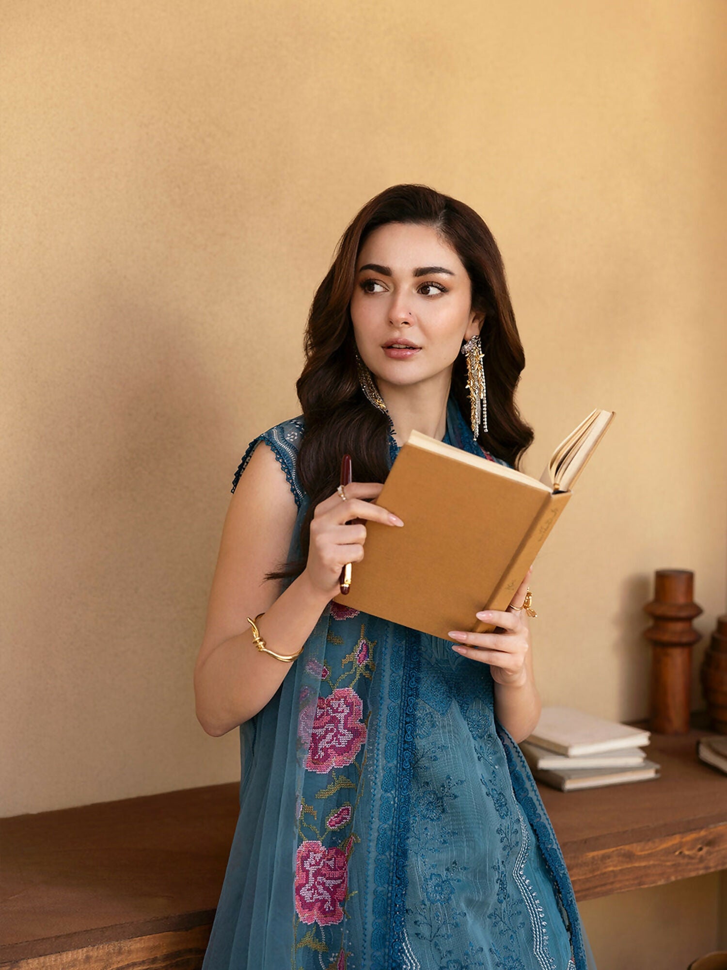 Joolie By Saira Rizwan Lawn Organza Embroidered Unstitched 3-Piece Suit-Alma-SRL25-12