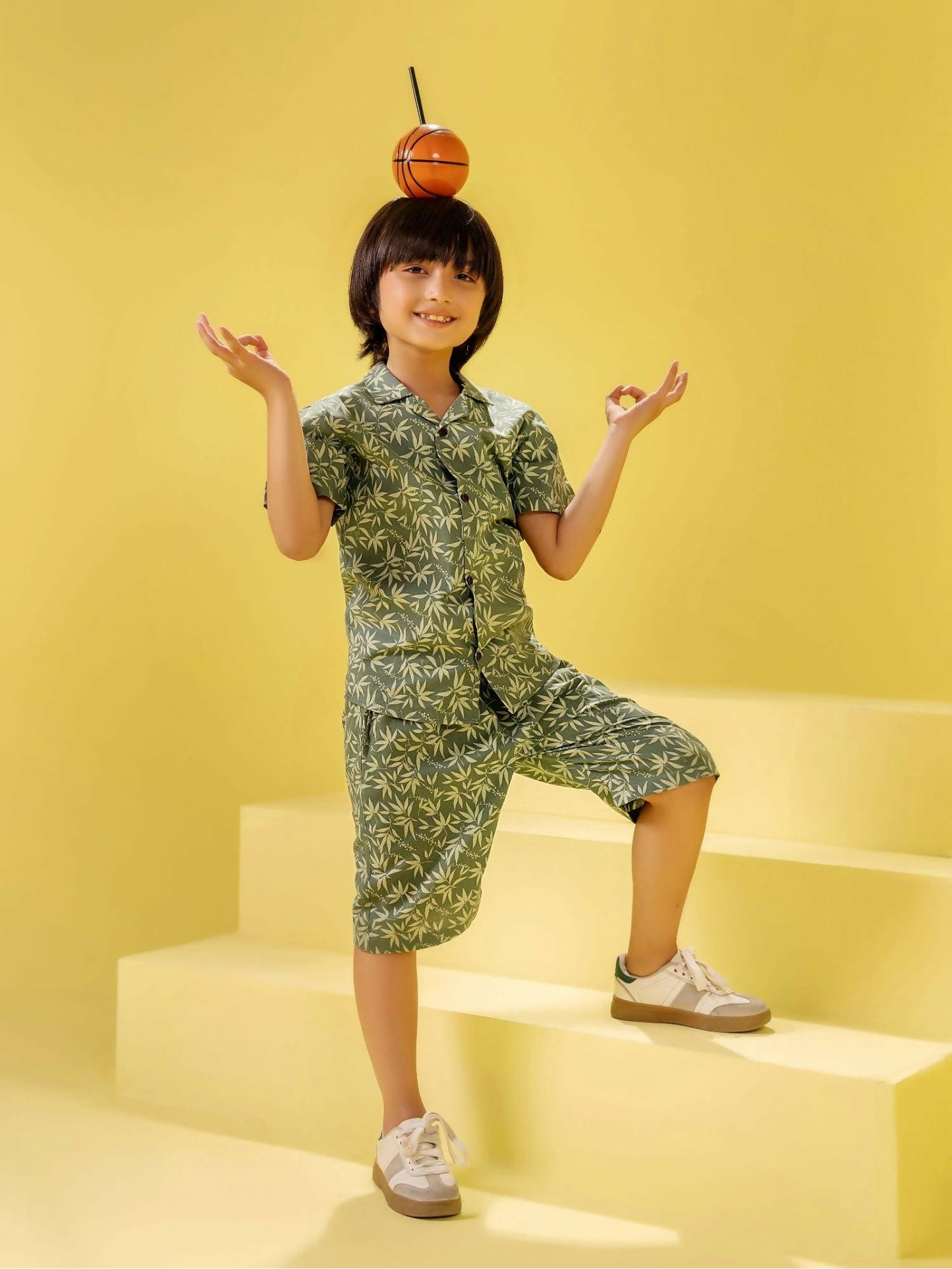 Green Velvour Boys & Girls Printed Co-ord Set-VC10