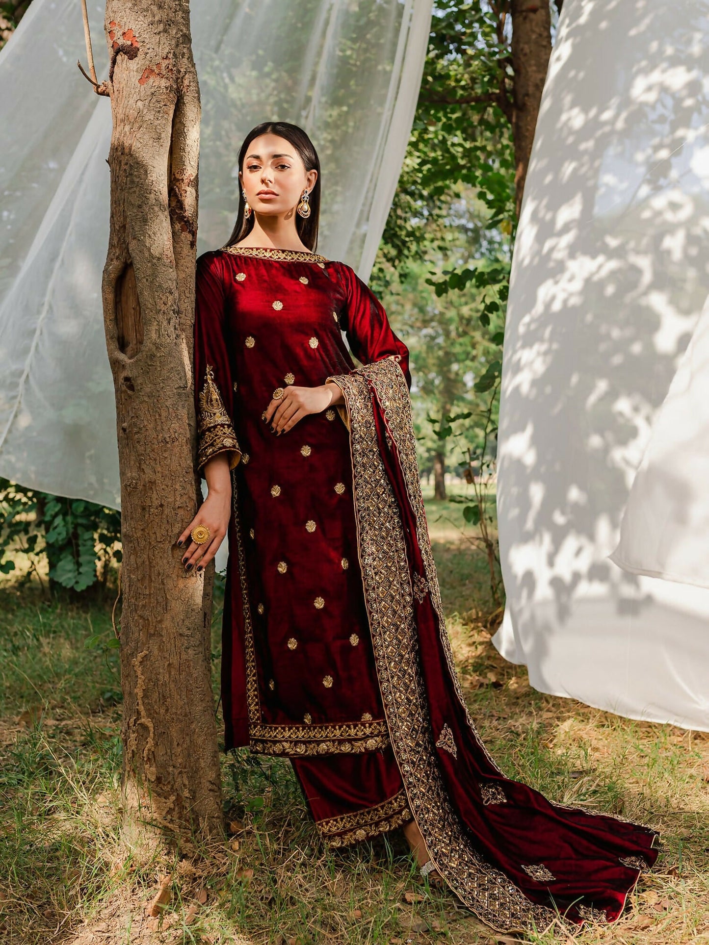 Panache Apparel Velvet Edit Micro Velvet 9000 Embroidered Stitched 2-Piece-Surkh