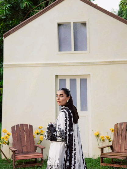 Mahnur Gardenia Khaddar Embroidered Unstitched 3-Piece Suit-GR-05