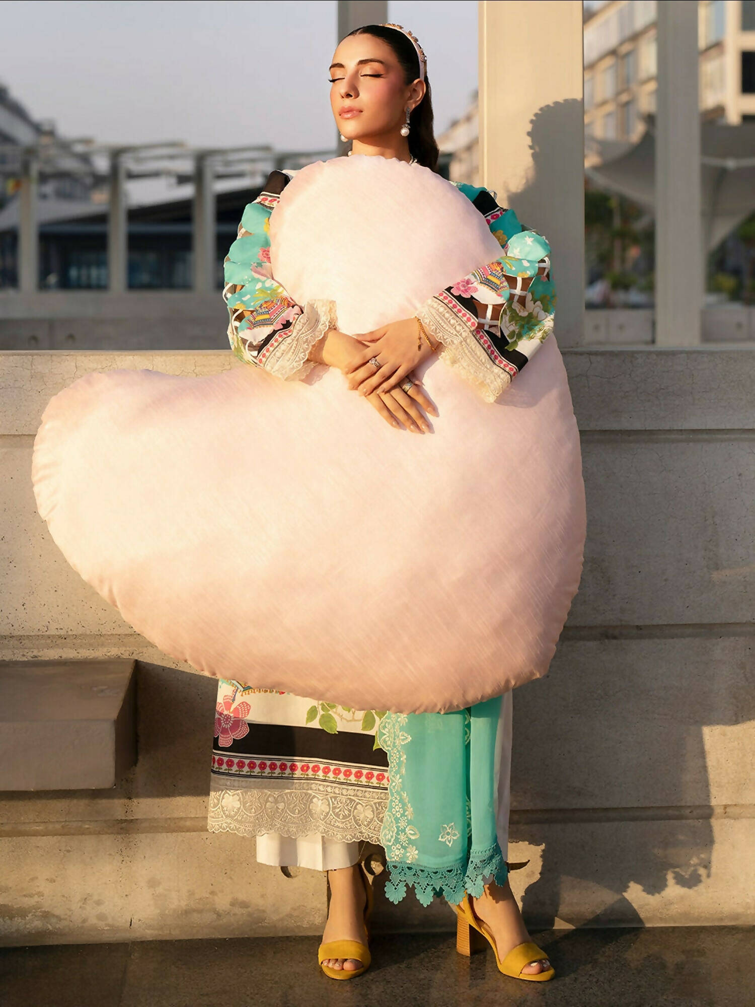 Mahnur Broadway Luxury Lawn'26 Embroidered Unstitched 3-Piece Suit-BW-007