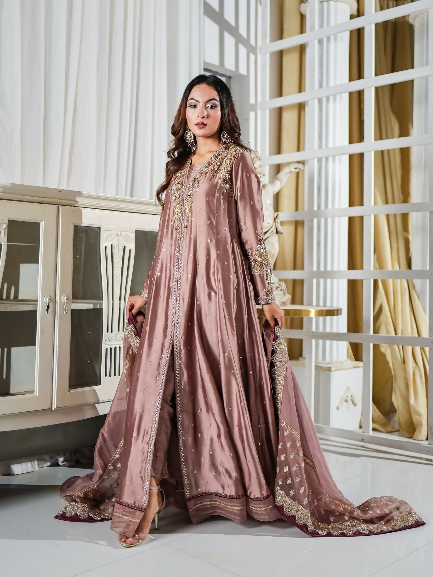 Farooq Hameed Studio Pariza Lux Festive'25 Glass Silk Embroidered Stitched 3-Piece Suit-Ayzel