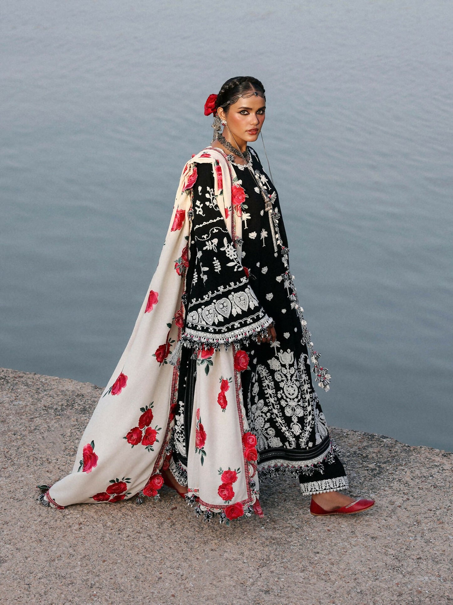 Hussain Rehar Karandi'25 Embroidered Unstitched 3-Piece-Rose