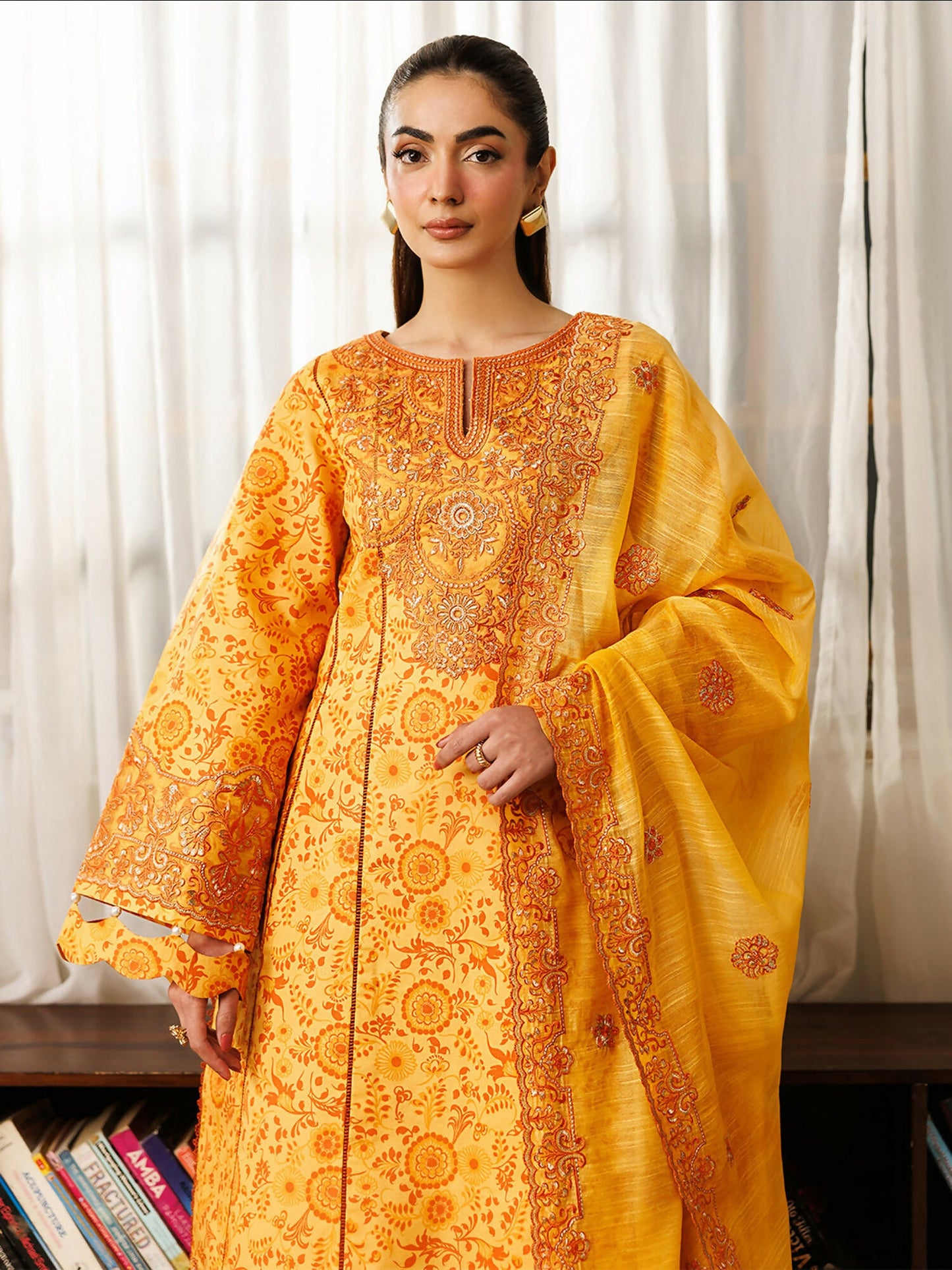 Mahnur Leila Lawn'26 Embroidered Stitched 3-Piece Suit-L-07