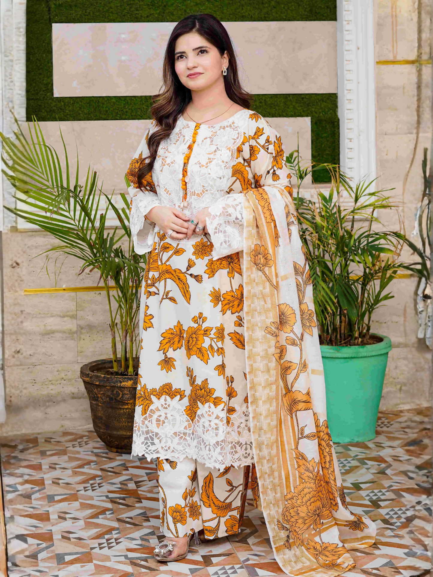 MH Cloth House Cotton Lawn Embroidered Stitched 3-Piece Suit-Hooriyah