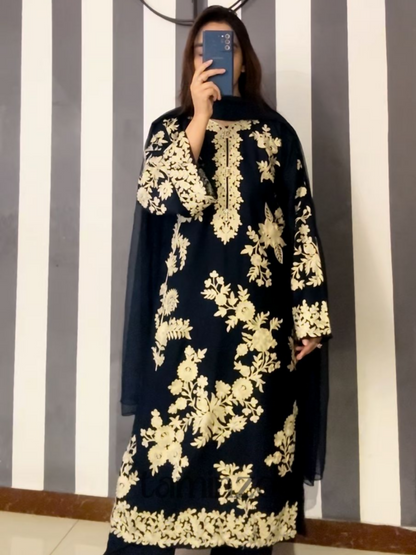 Zeephire Linen Embroidered Stitched 3-Piece Suit-Kawiya