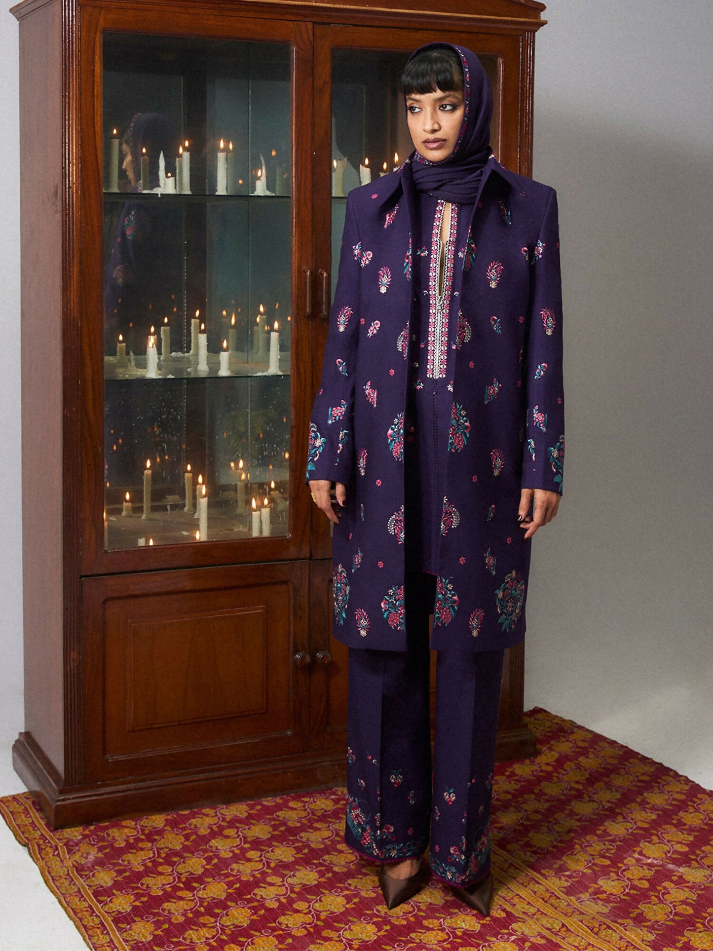 Jugnu by Hussain Rehar Khaddar Pret’26 Wool Embroidered Scarf-Layan