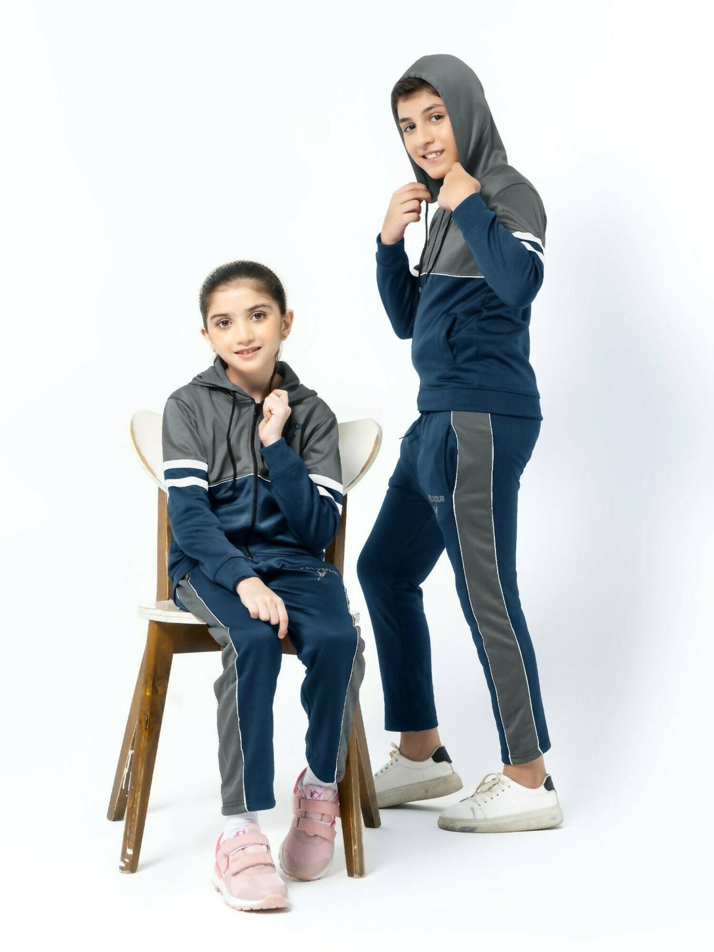 Velvour Fleece Hooded Tracksuit-VWT08-C
