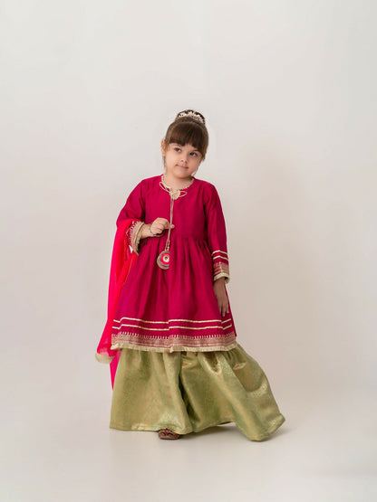 Kidoz Kloset Cotton Silk Embroidered Stitched 3-Piece Suit-Candy Cuddle