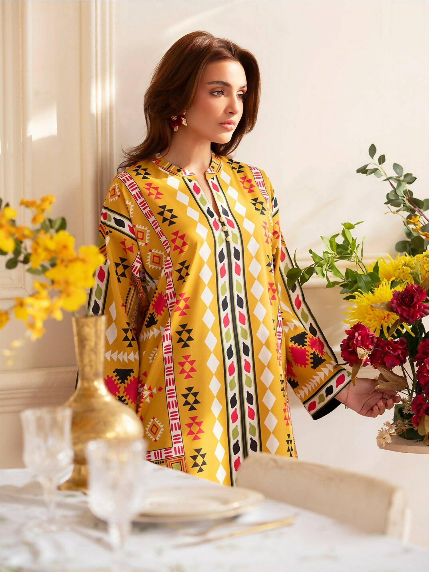 Mahnur Noir Lawn'26 Printed Unstitched 2-Piece Suit-N-02
