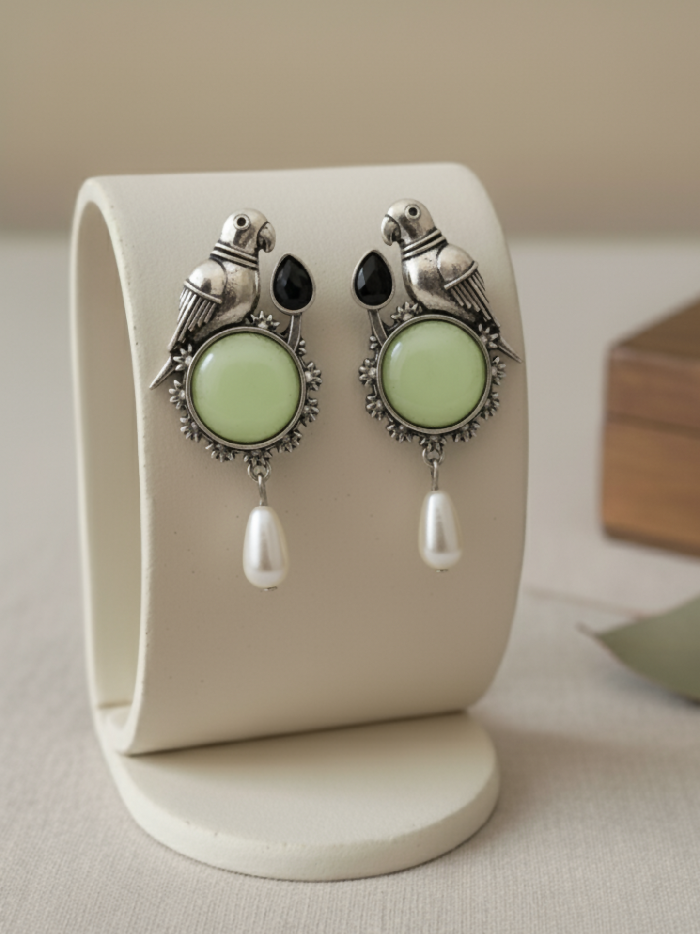 Glitter Jewellery Elegant Parrot Bird Dangle Earrings-GJ4