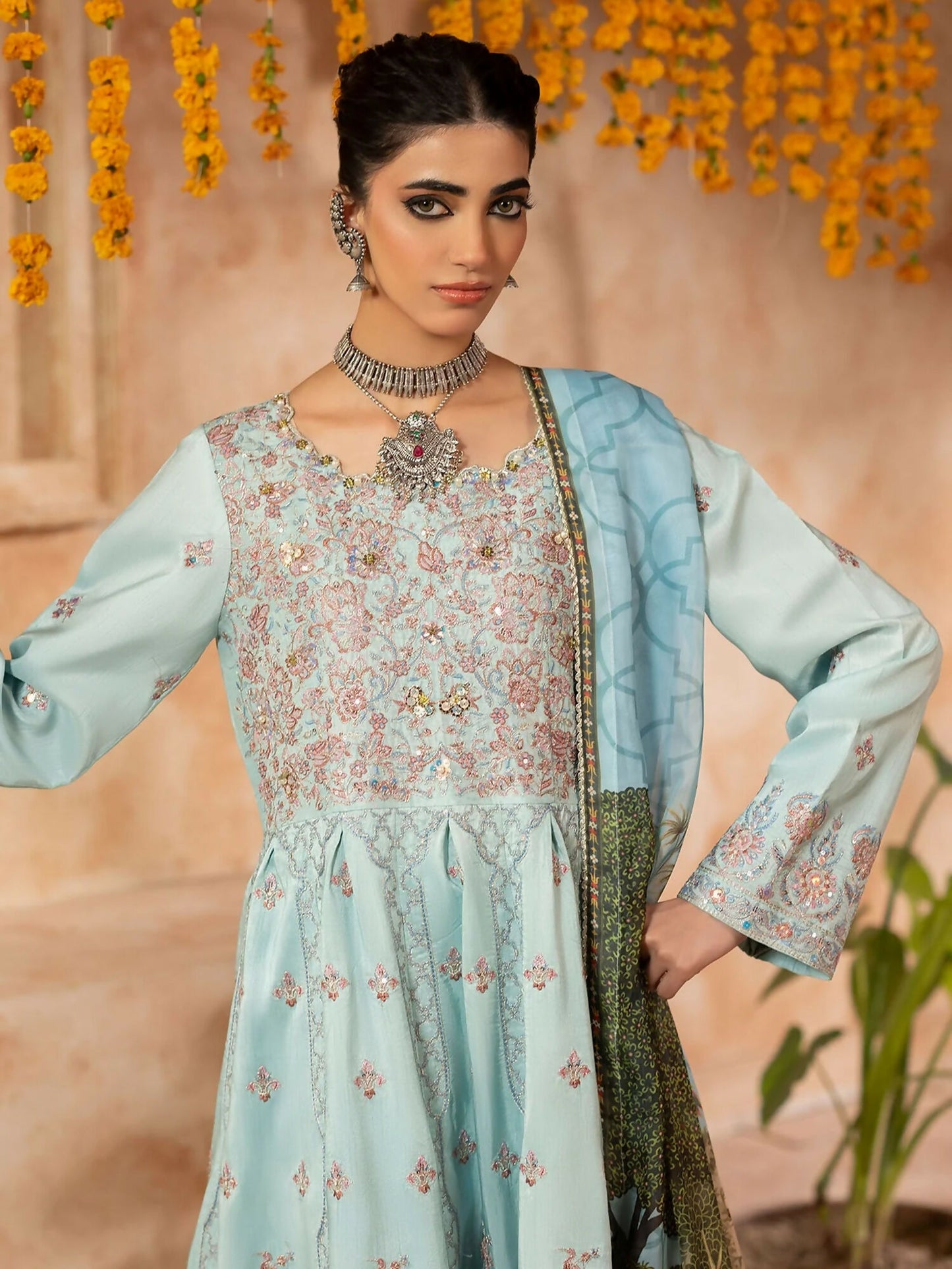 Shurooq Kanpur 1912 Silk Embellished Pishwas-Qutub Minar