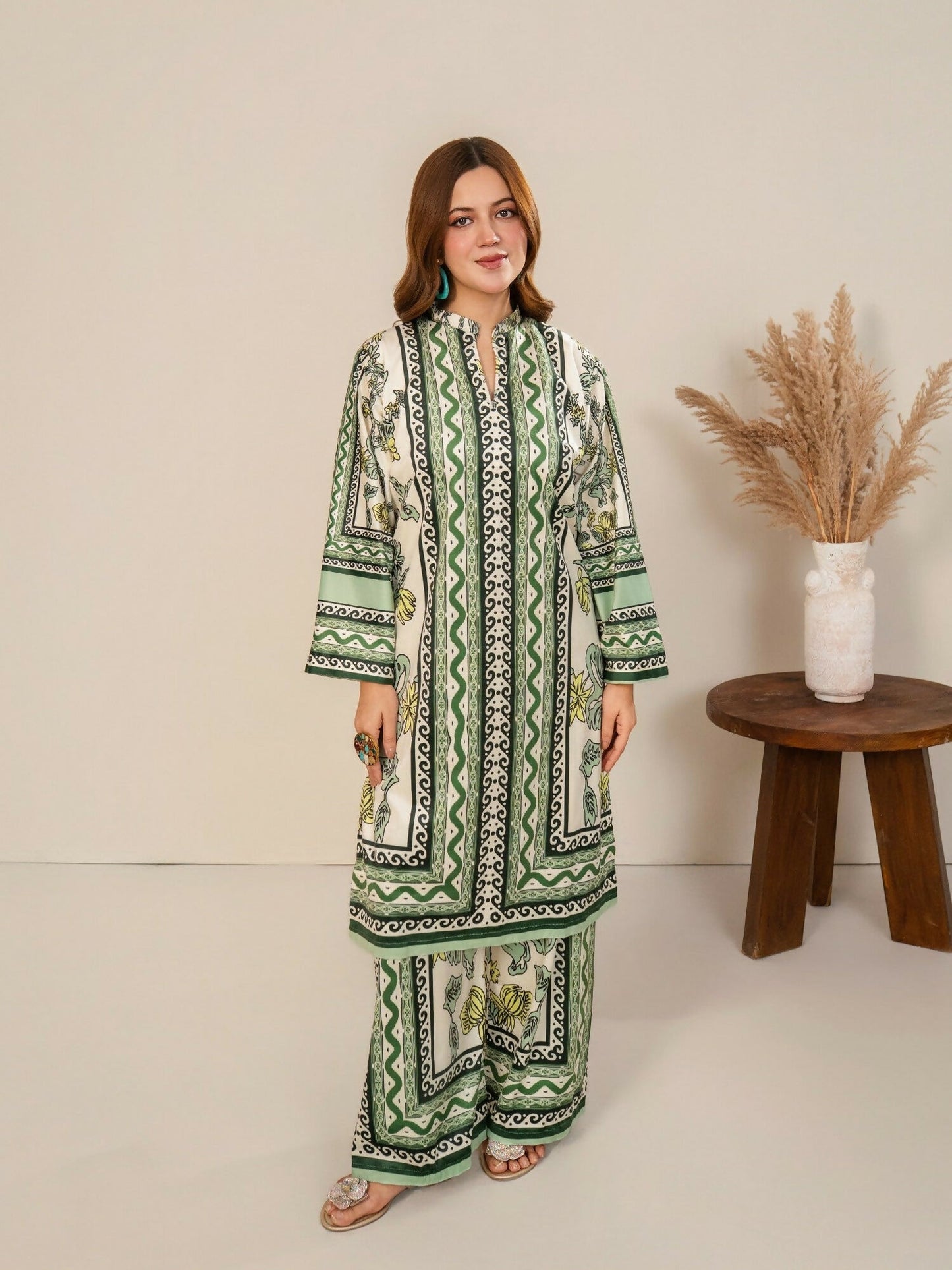 Stylish Collection Velvet Vogue Printed Co-Ord Set-Green Mint