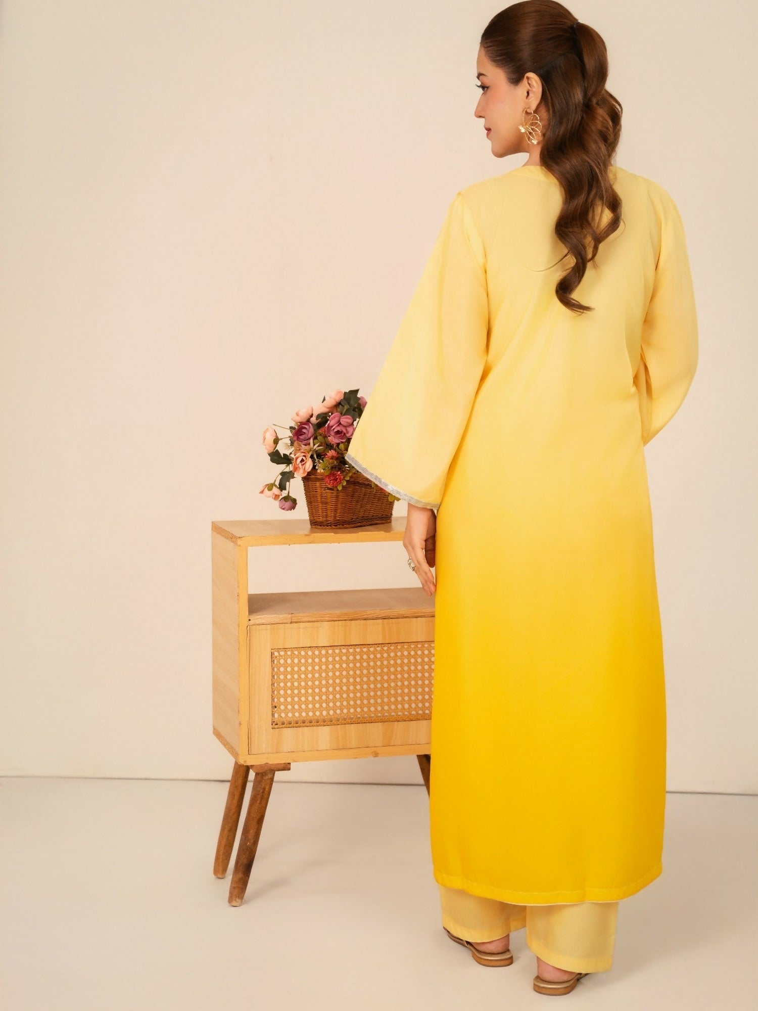 Stylish Collection Whisper Pret Silk Grip Stitched 2-Piece Suit-Coco Silk