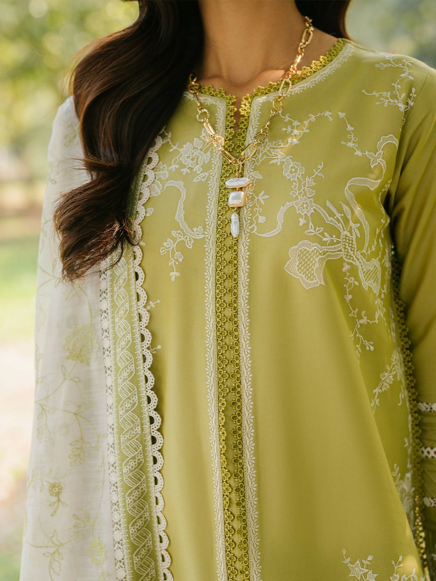 Binilyas Lawn Embroidered Unstitched 3-Piece Suit-231-A