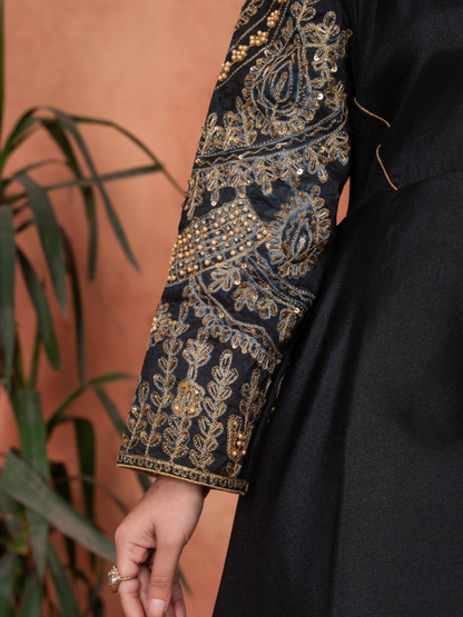 Stylish Collection Majeste Silk Embroidered Maxi-Zuri Black