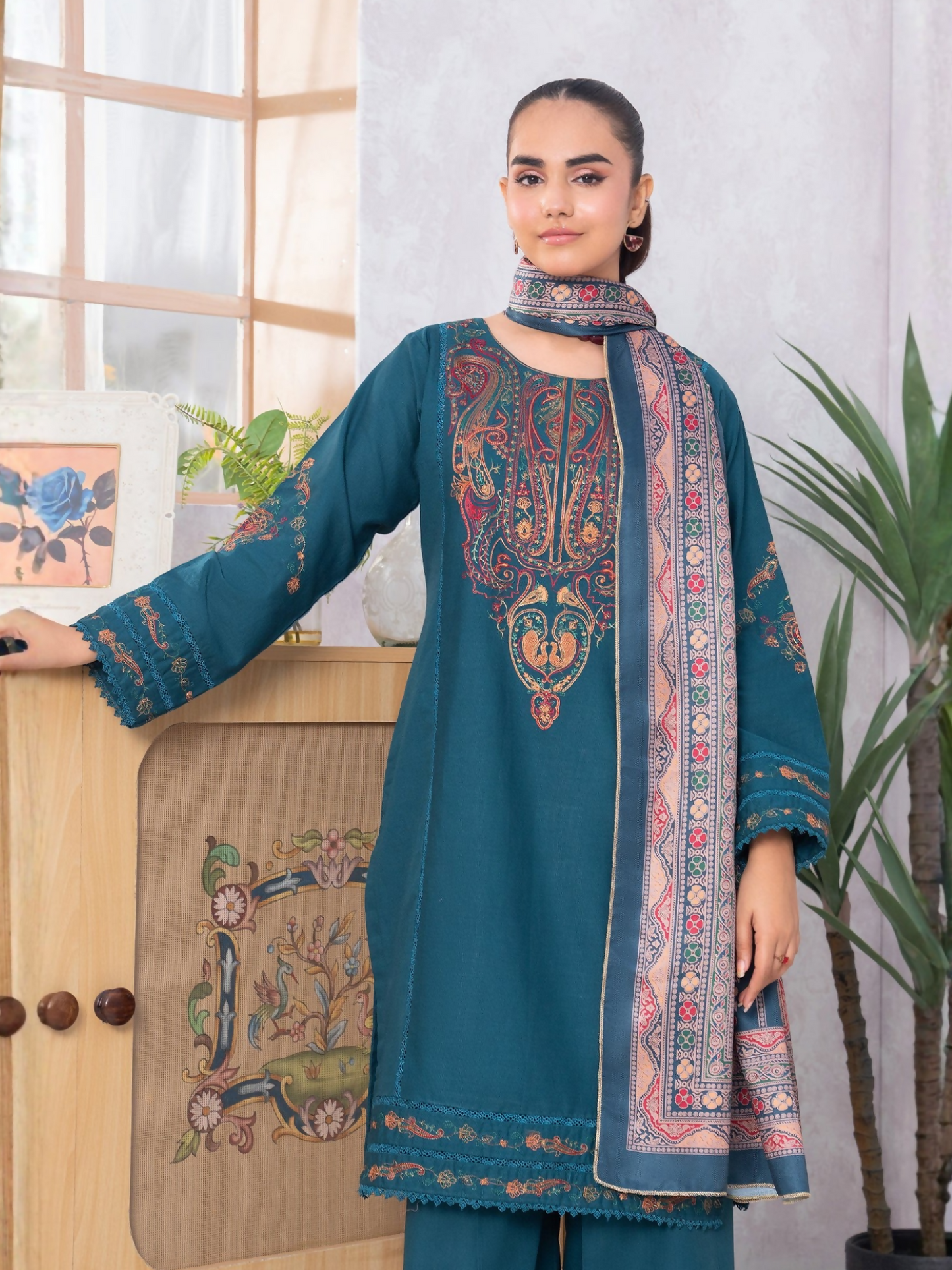 Panache Apparel Winter Basics Khaddar Embroidered Stitched 3-Piece Suit-Empress