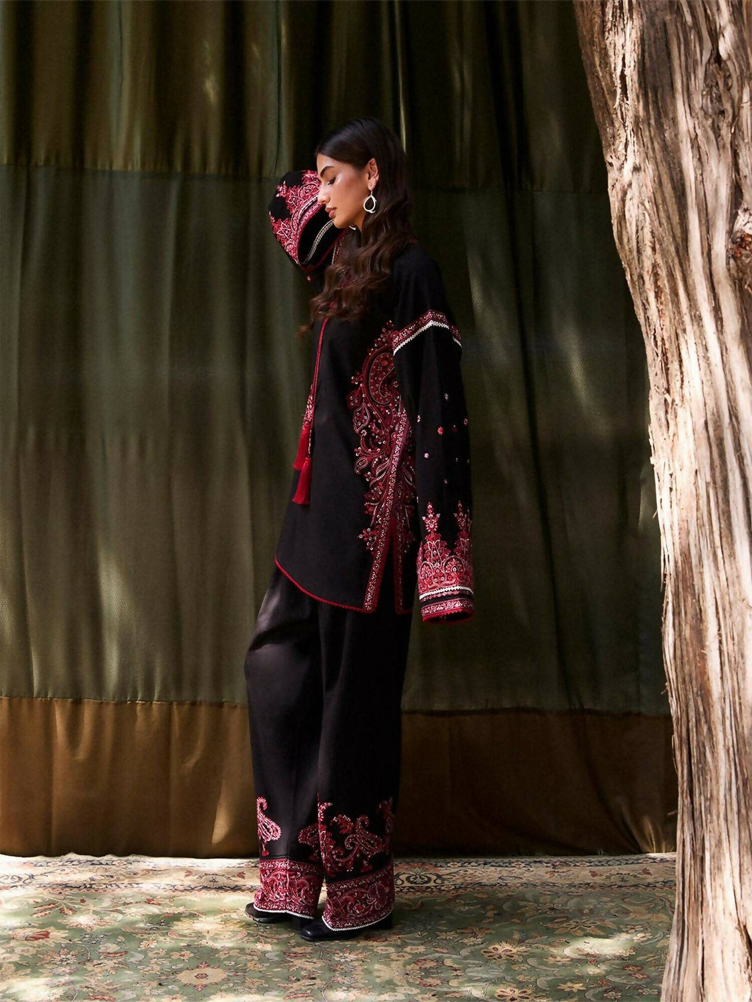 Jugnu By Hussain Rehar AW'25 Edit I Karandi Embroidered Stitched 2-Piece Suit-Banhi
